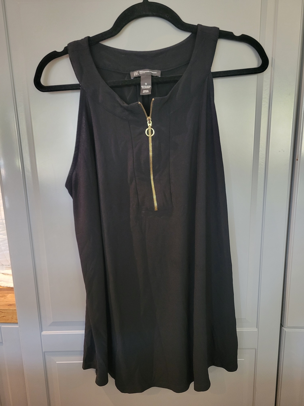 INC International Concepts Black Sleeveless Tank with Gold Zip